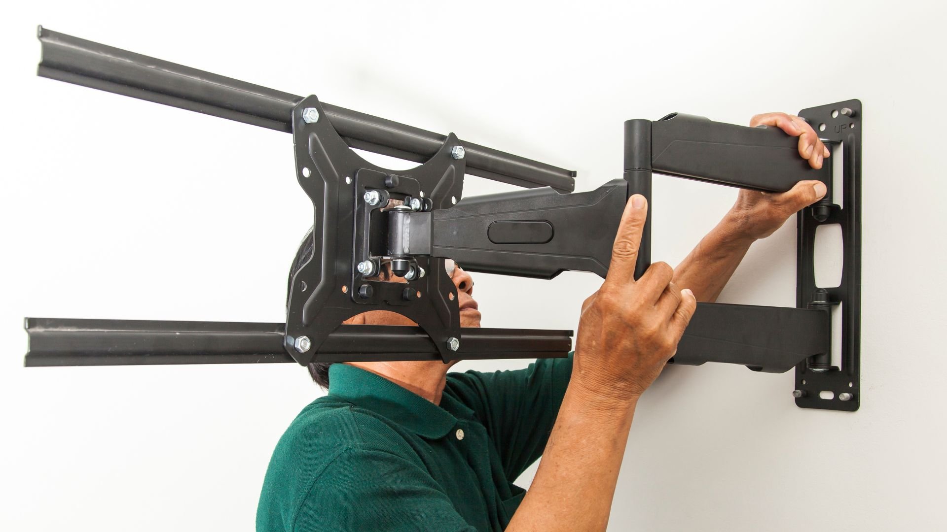 Installing an articulating wall mount for TV or monitor